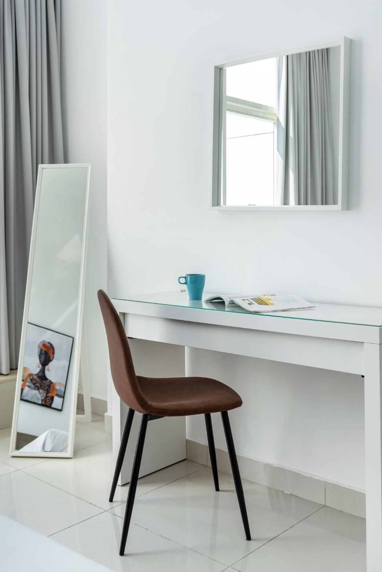 Appartamento Iconic 2Br With Marina Views Dubai Esterno foto