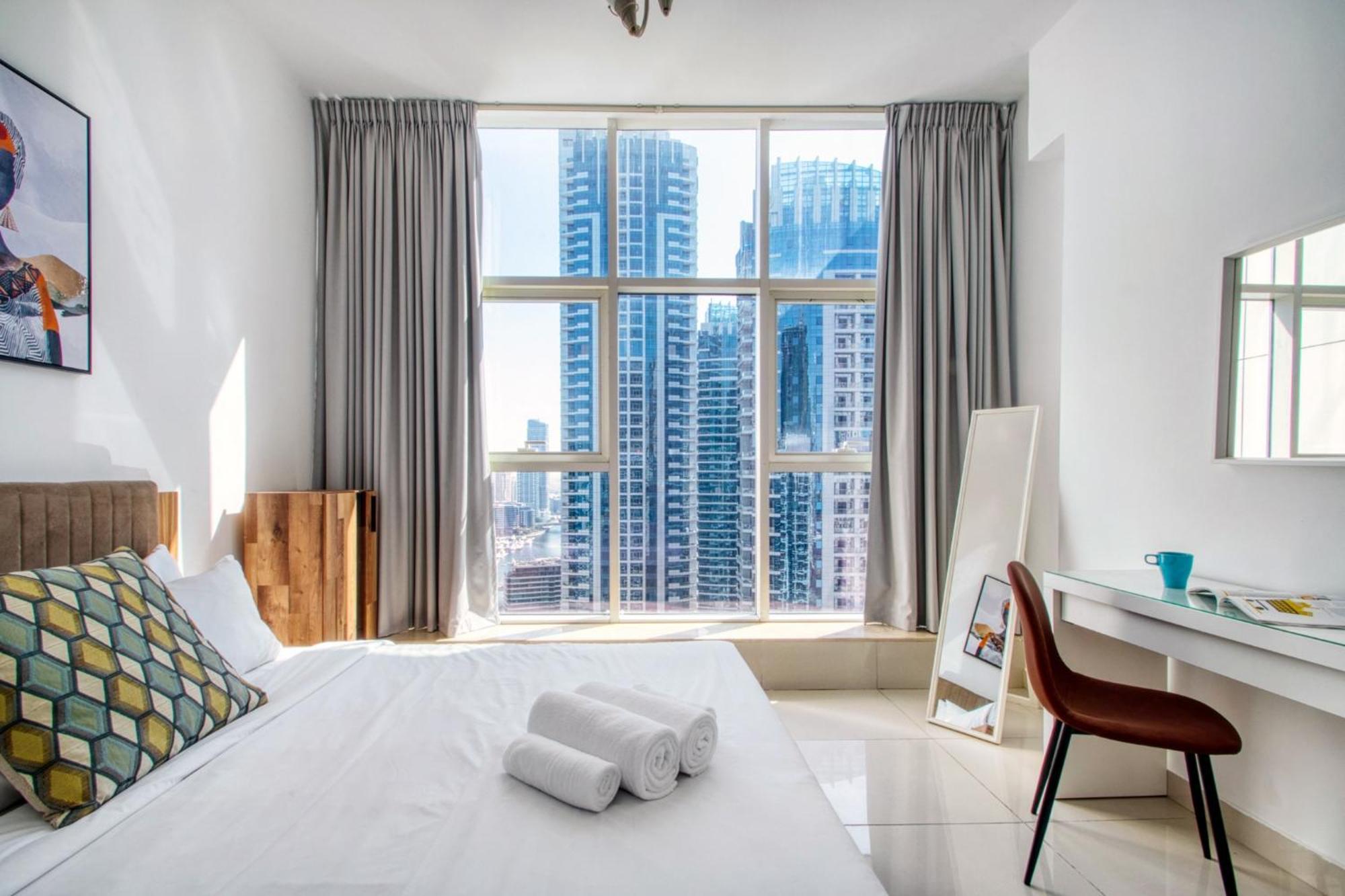Appartamento Iconic 2Br With Marina Views Dubai Esterno foto