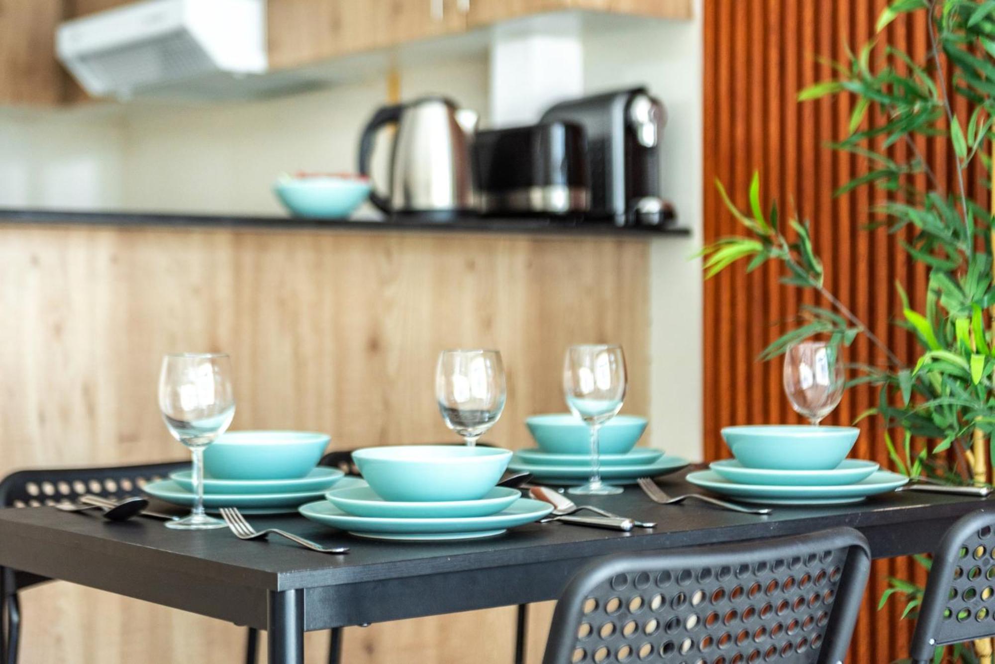 Appartamento Iconic 2Br With Marina Views Dubai Esterno foto