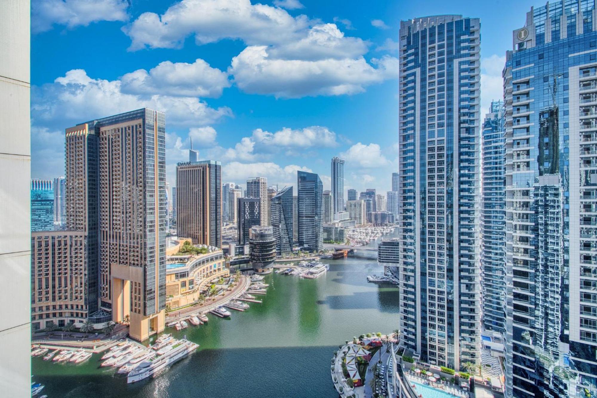 Appartamento Iconic 2Br With Marina Views Dubai Esterno foto