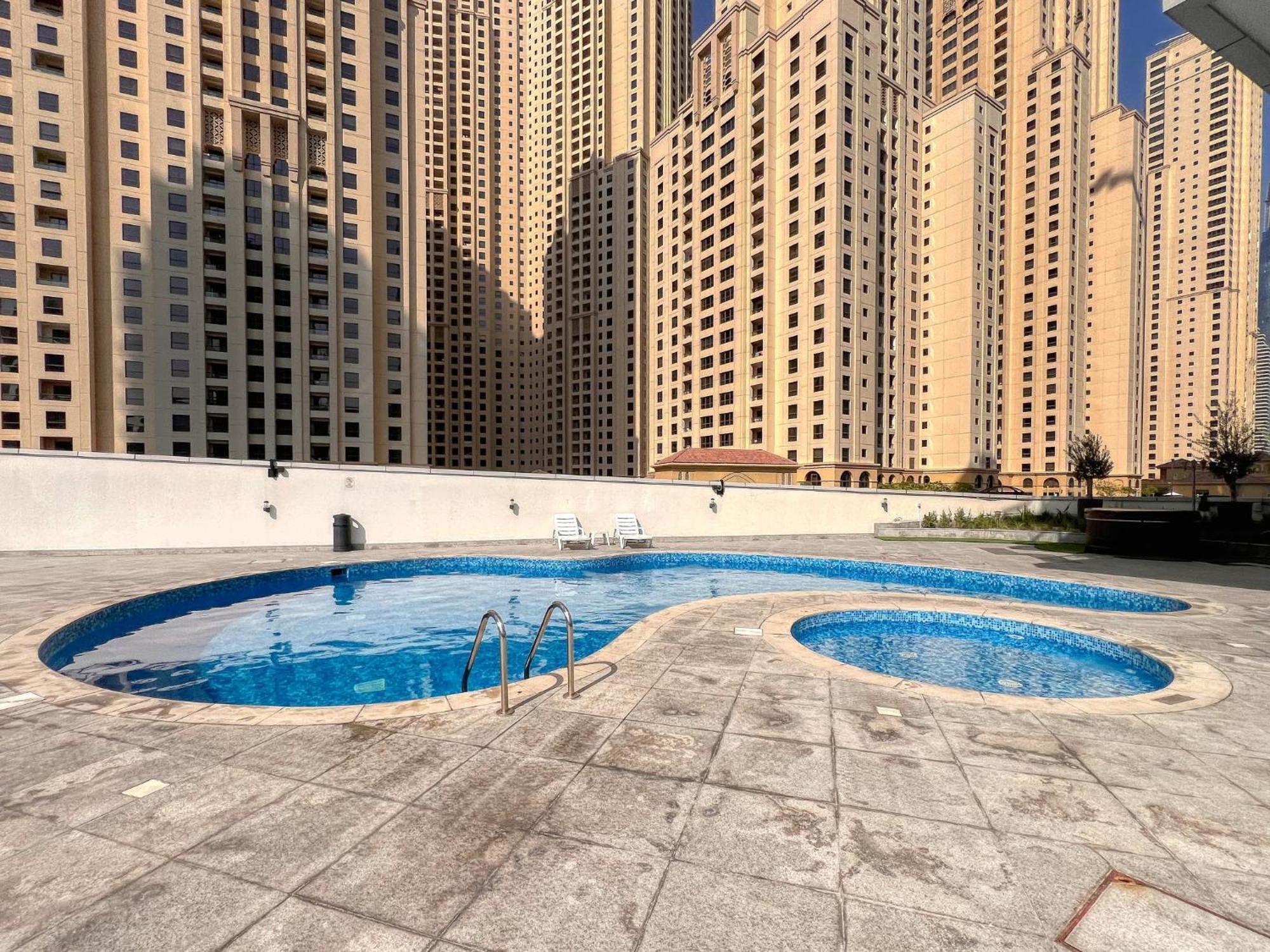 Appartamento Iconic 2Br With Marina Views Dubai Esterno foto