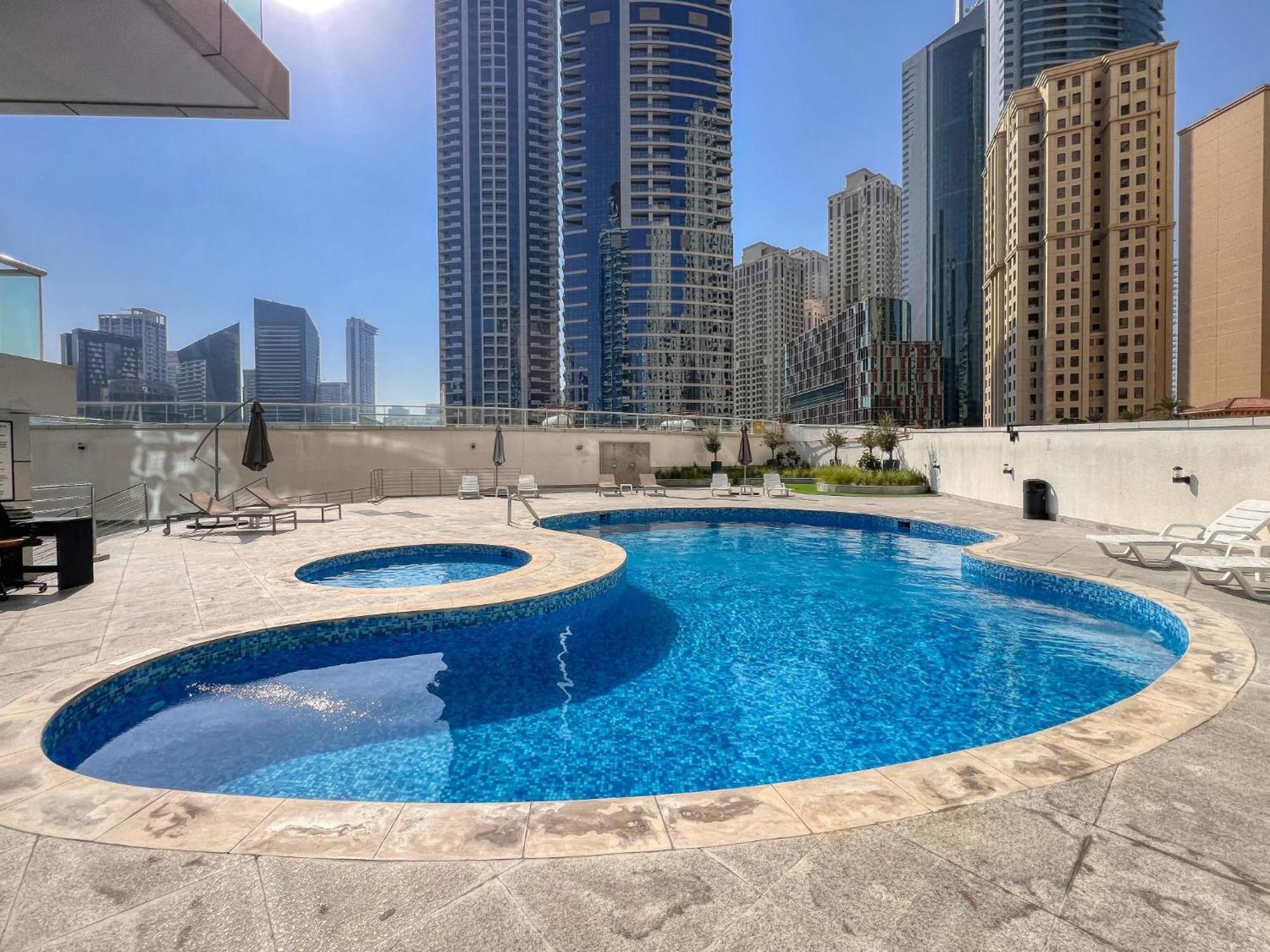 Appartamento Iconic 2Br With Marina Views Dubai Esterno foto