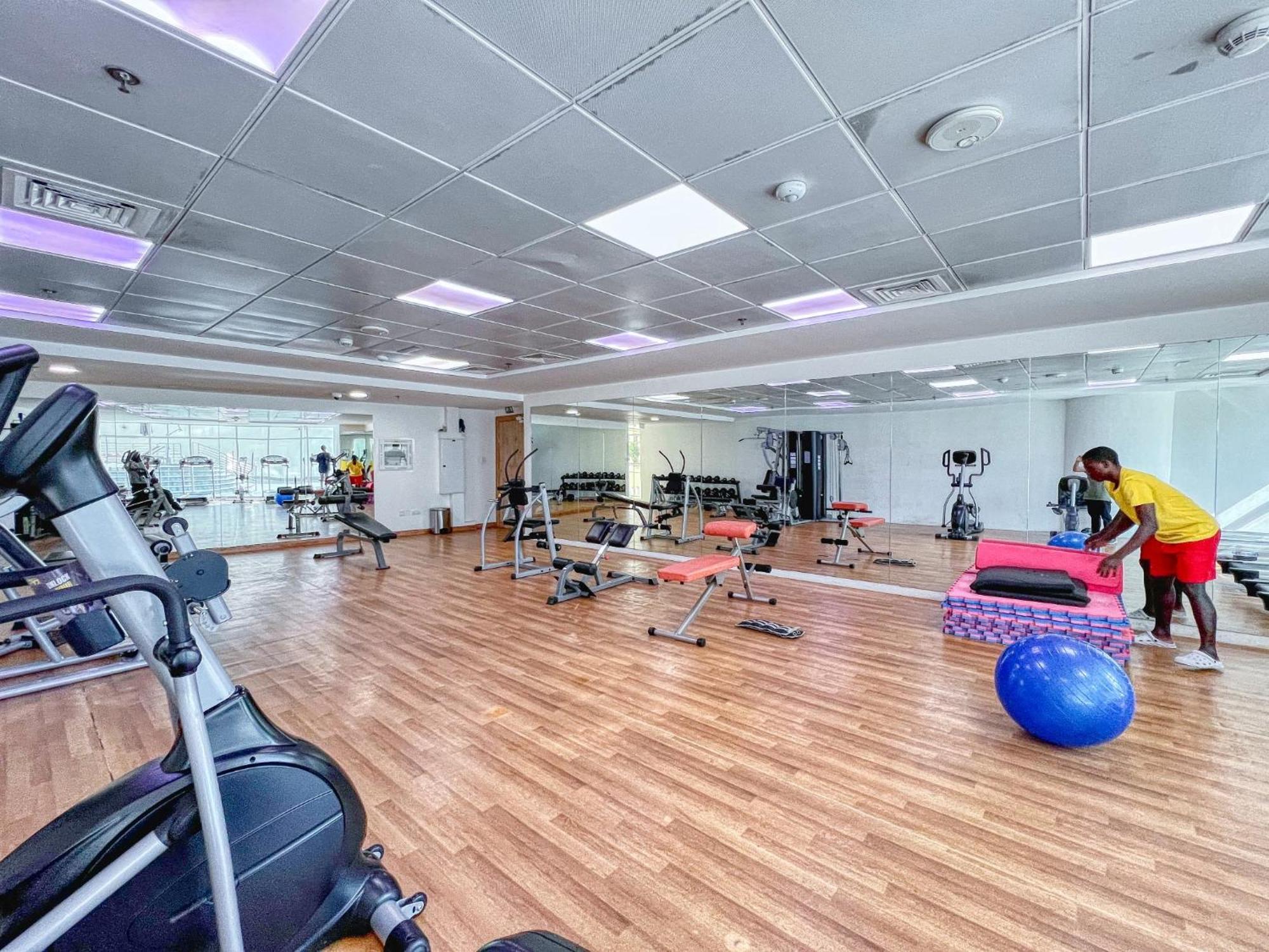 Appartamento Iconic 2Br With Marina Views Dubai Esterno foto